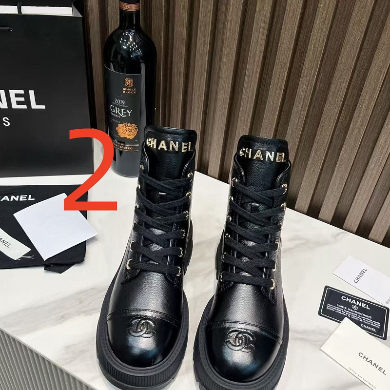 נעלי גבוהות/מגפונים Chanel