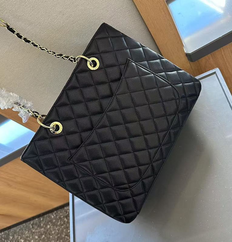 תיק CHANEL