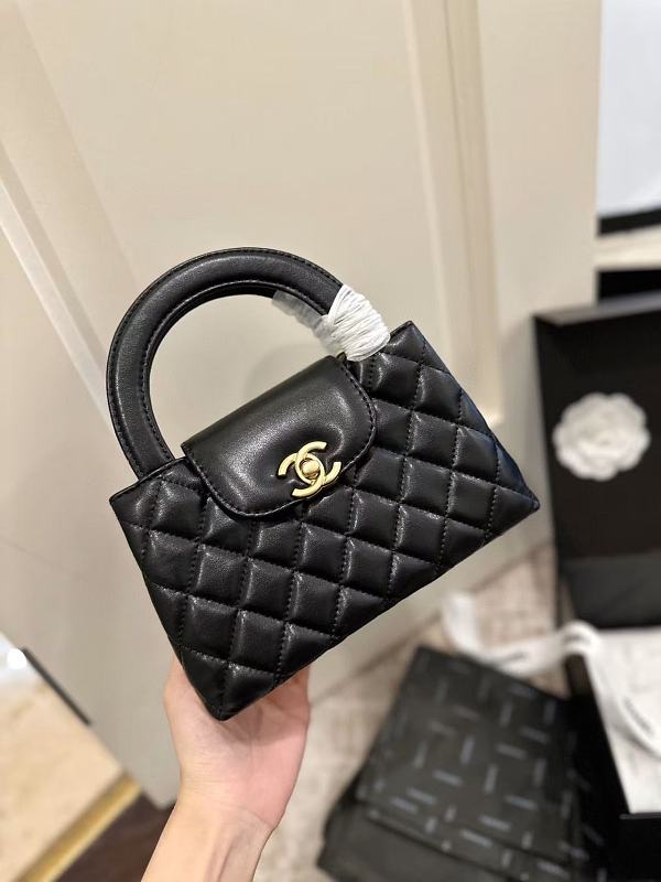 תיק Chanel