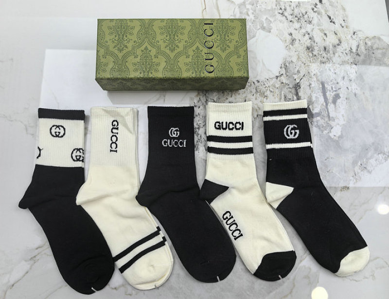 גרביים GUCCI