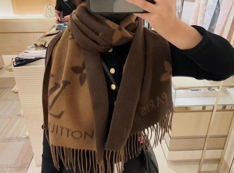 Scarf LV