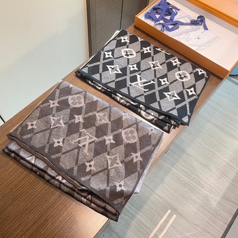 LV Scarf