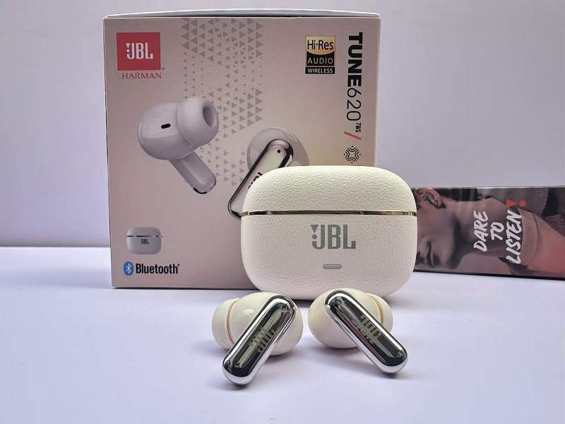 JBL Wireless Headphones