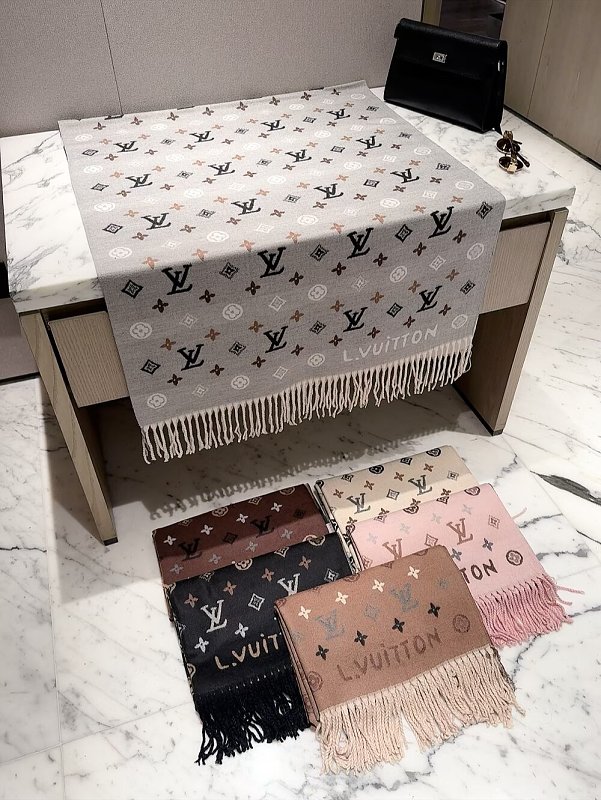 Louis Vuitton Scarf