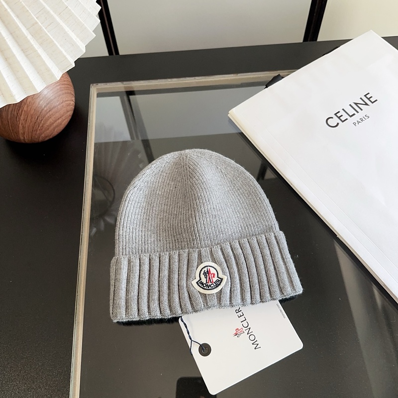 Hat Moncler