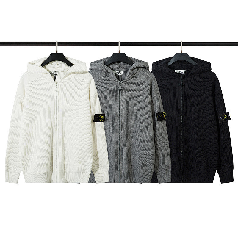 בגד Stone Island