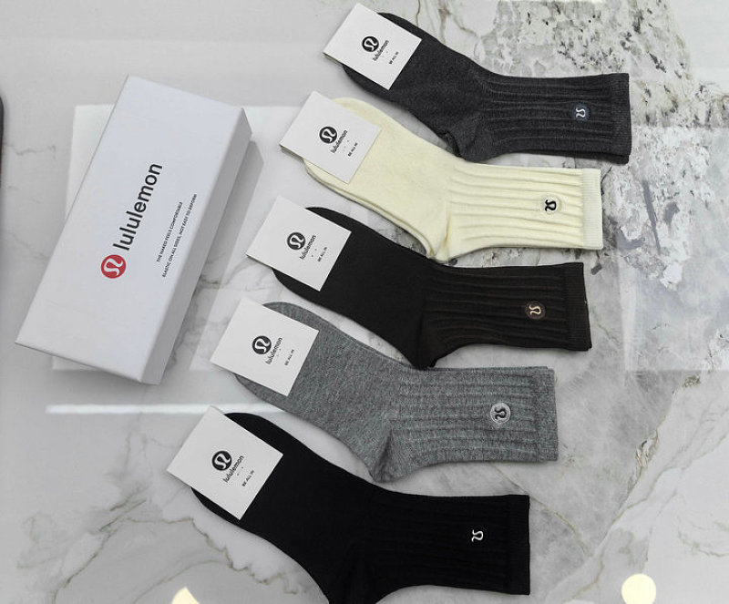 גרביים Lululemon