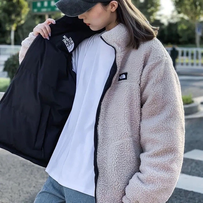 בגד The North Face